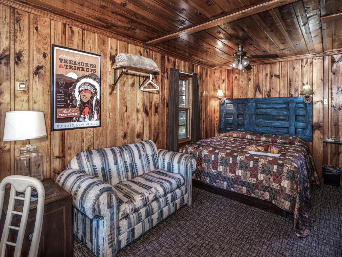 Apache Village 4, King Studio, Midtown, Sleeps 2 鲁伊多索 外观 照片